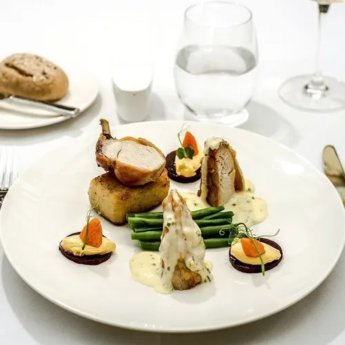 Chicken-with-prosecco-veloute-1024x630