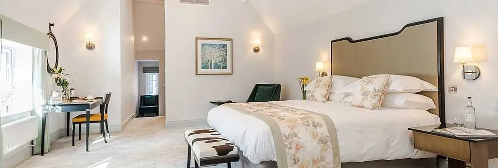 Burnside-Suite-Super-King-Bed-Layout-1024x630
