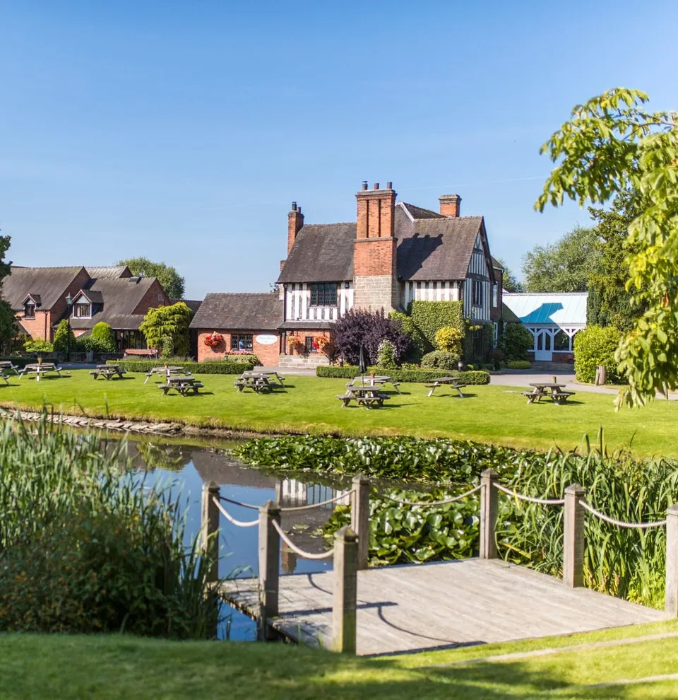 Charming country hotel with large garden and pond