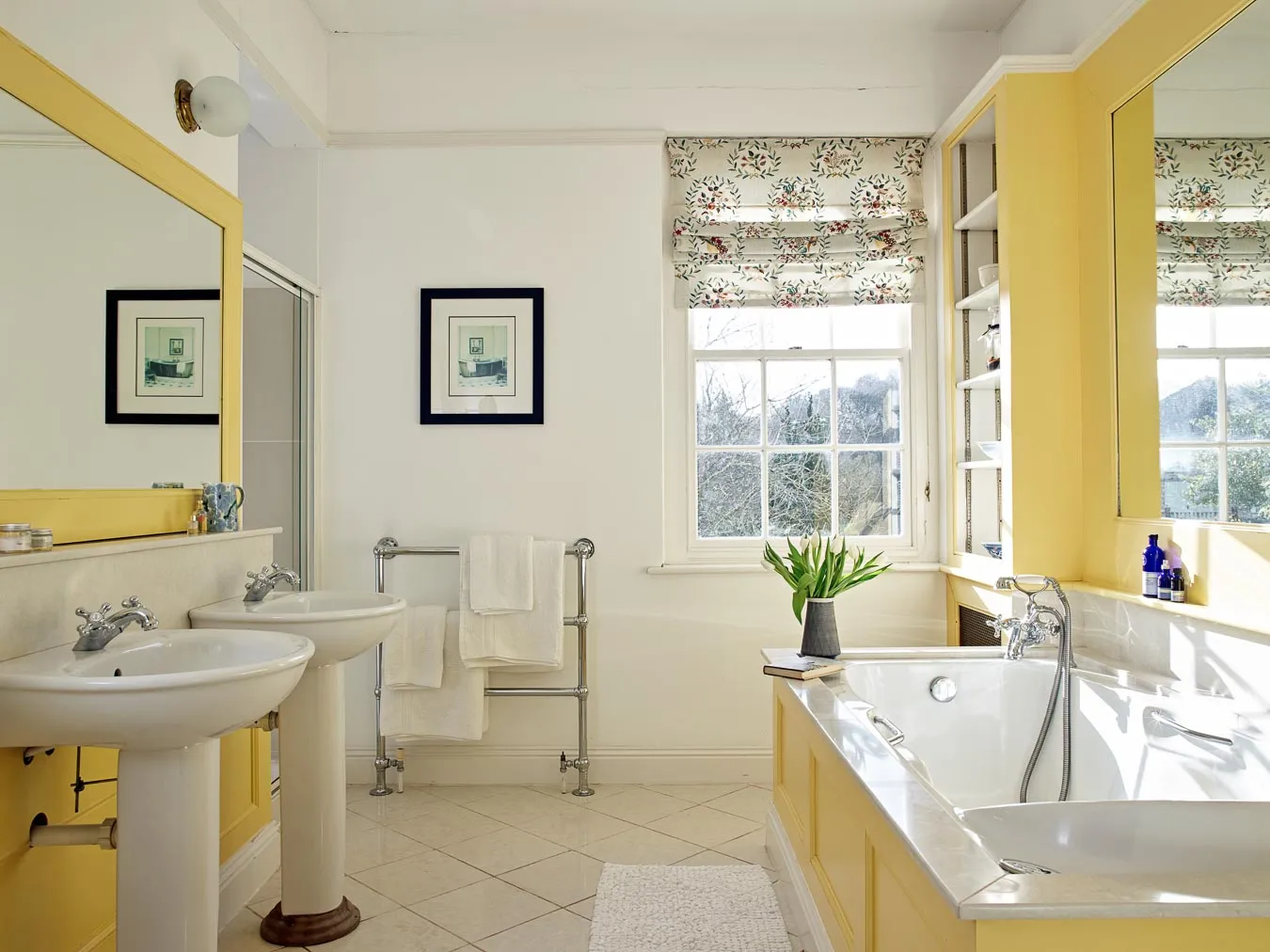 Flear House - bathroom