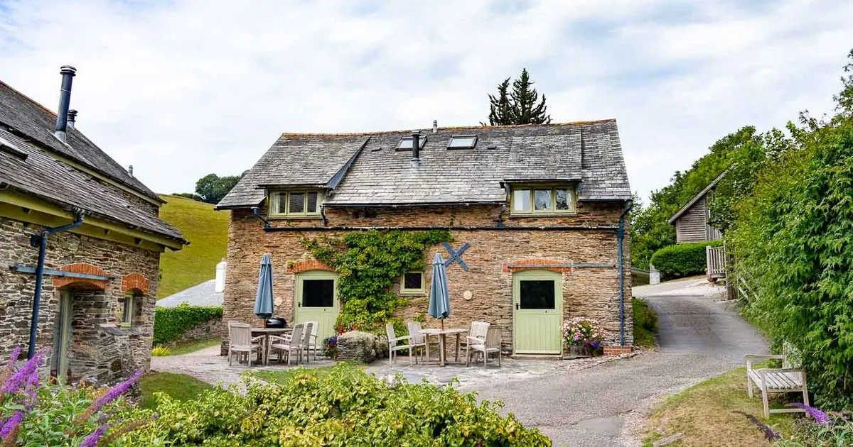 exterior photo of the sucks quarry cottage