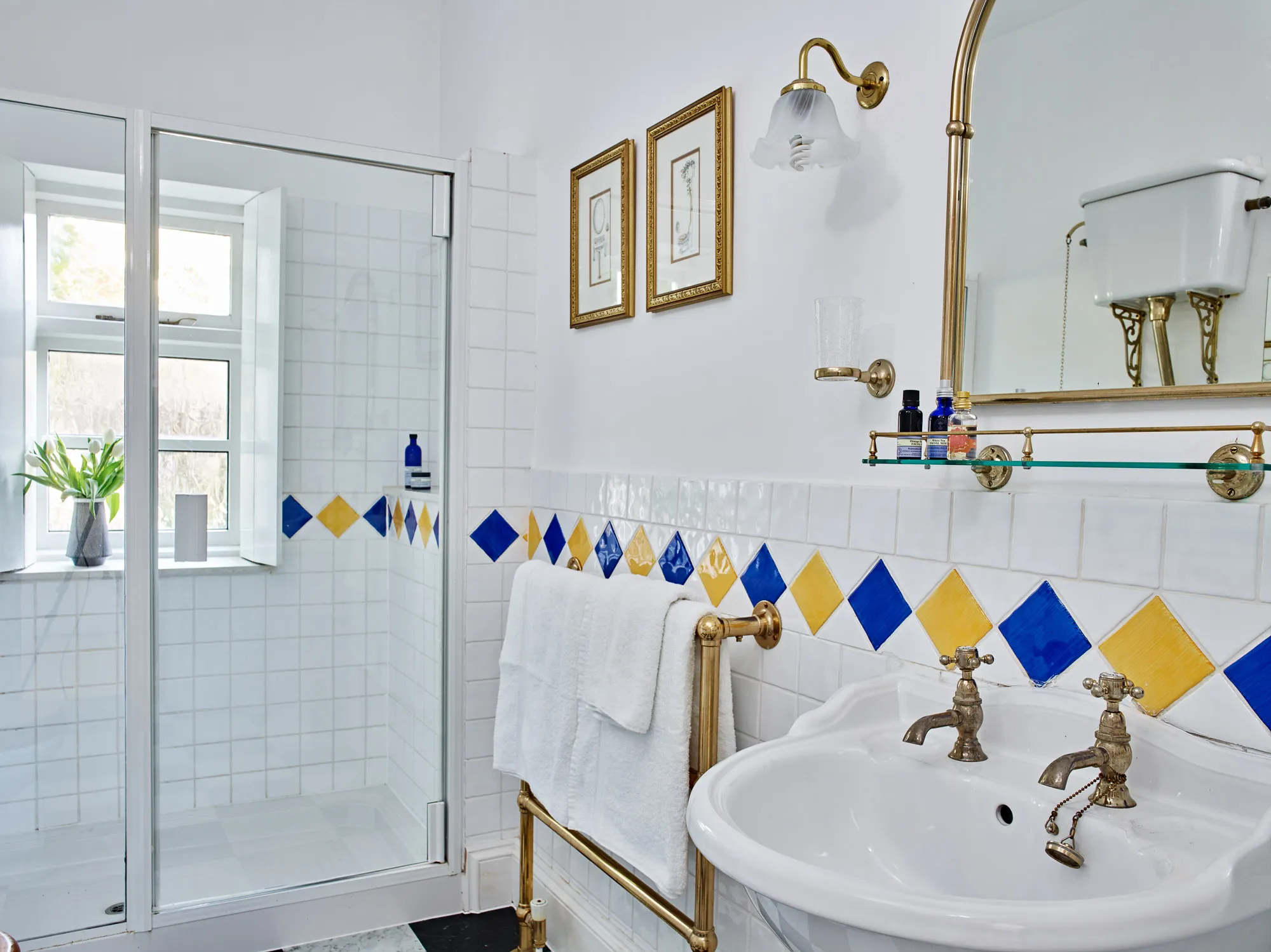 Bathroom in Flear House