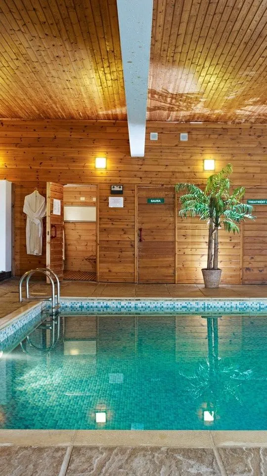 swimming-pool.jpg