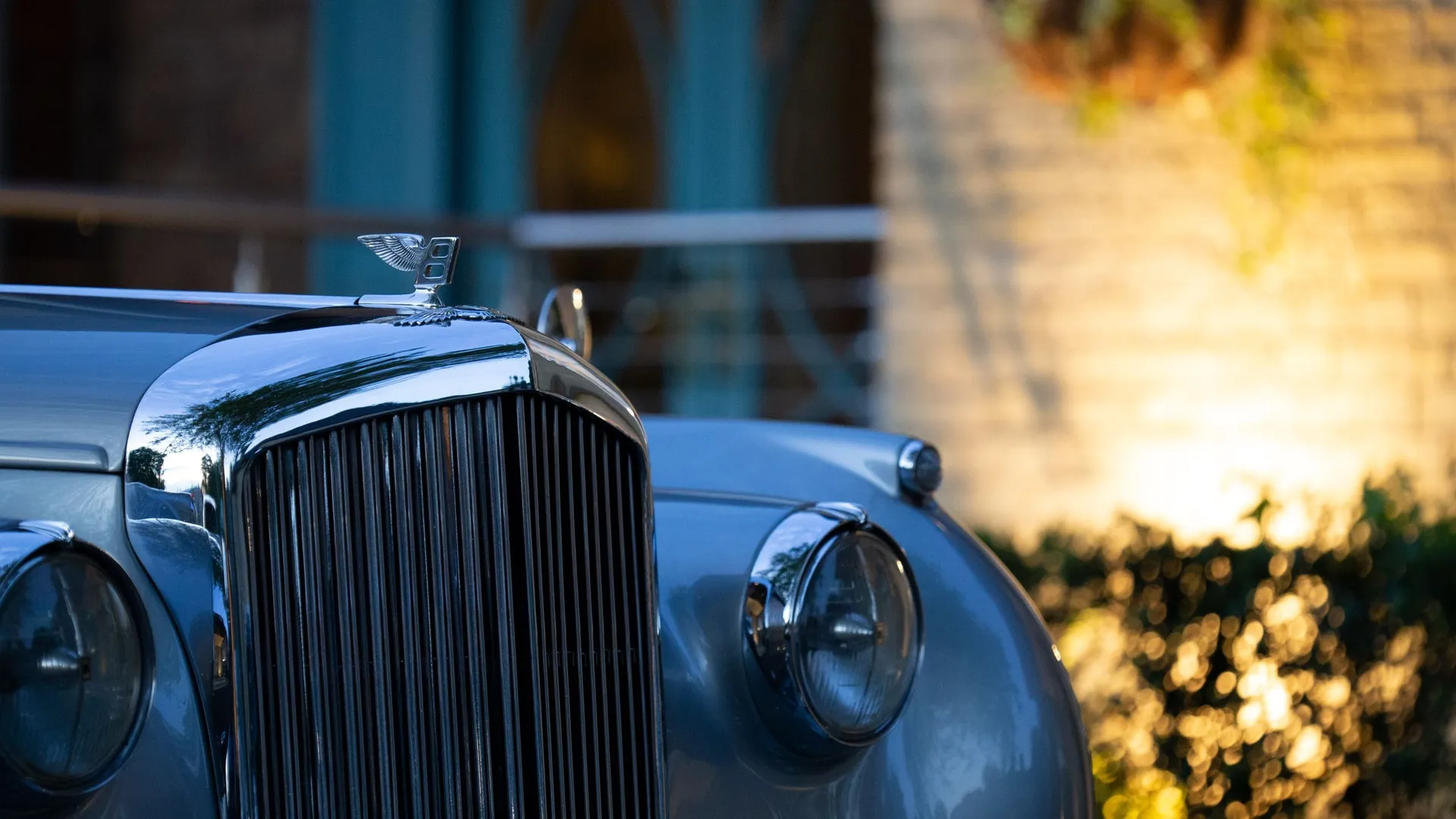 Bentley front