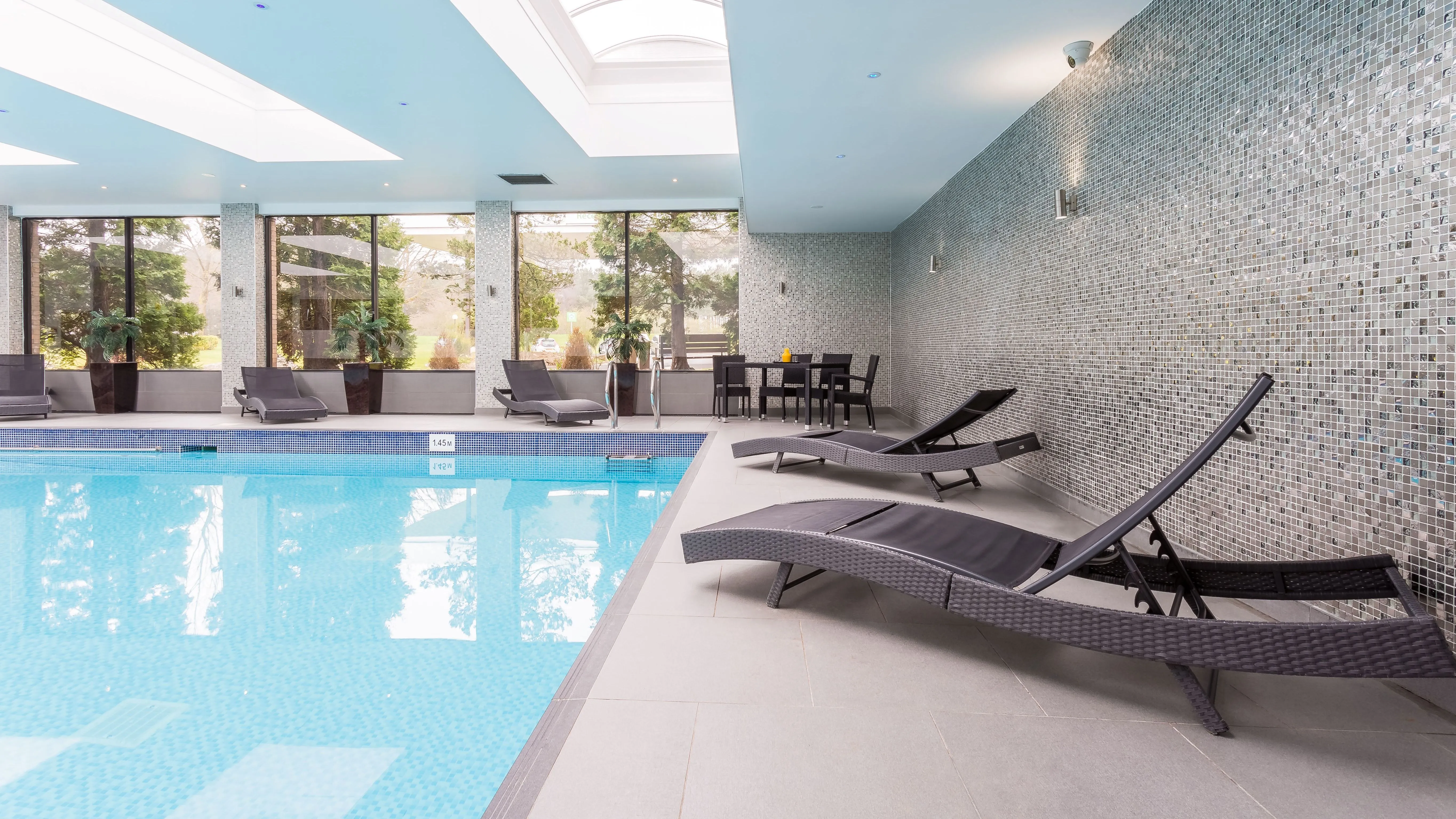 Pool 2
