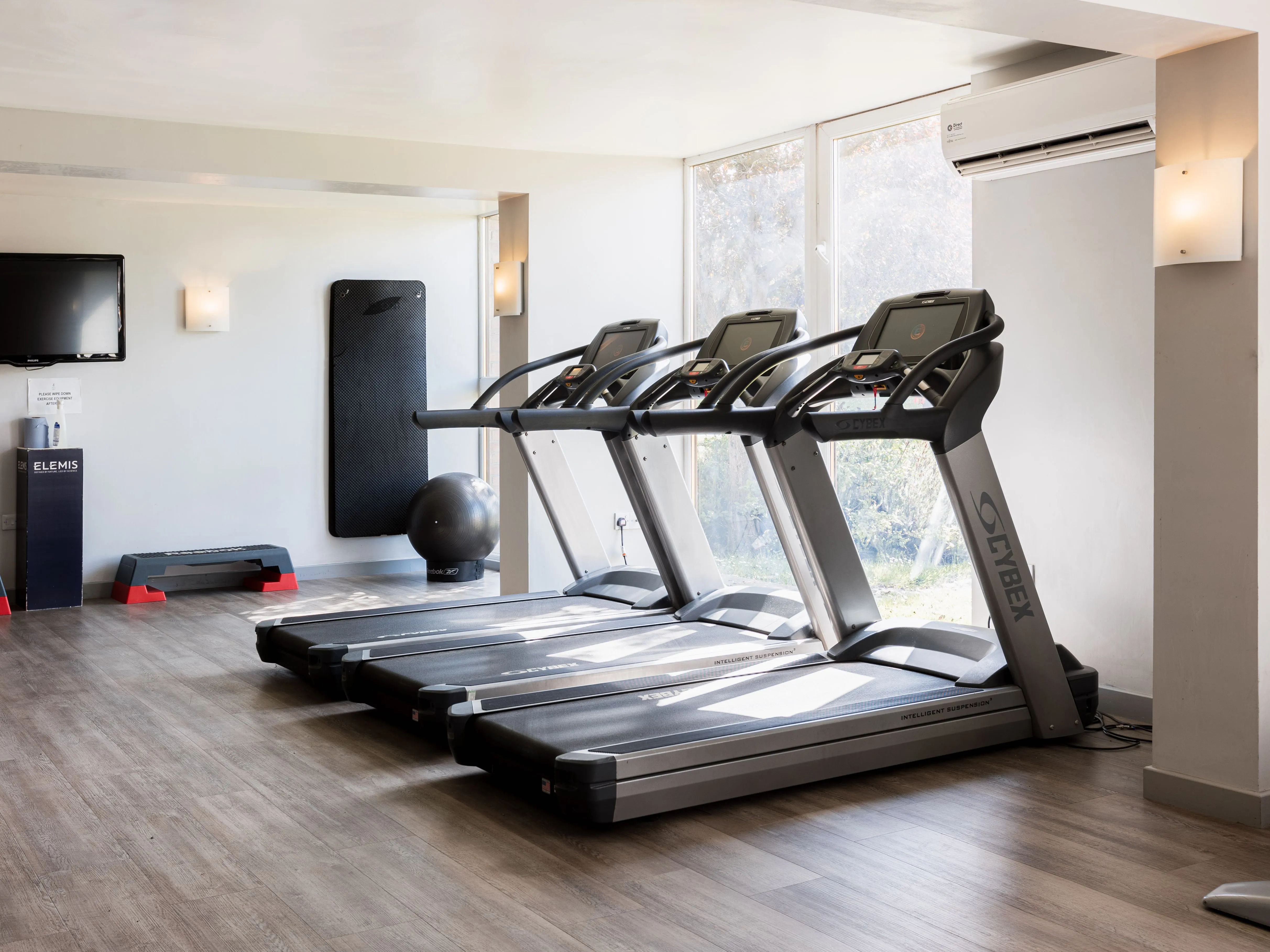 ncluk-holiday-inn-newcastlegosforthpark-socialgym2