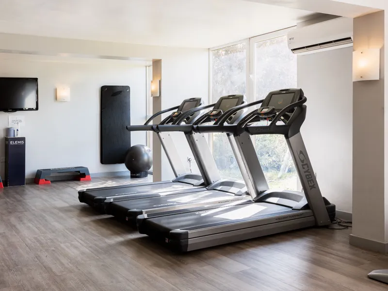 ncluk-holiday-inn-newcastlegosforthpark-socialgym2