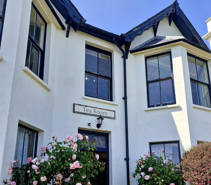 Entrance to Dimbola Tea Rooms with 